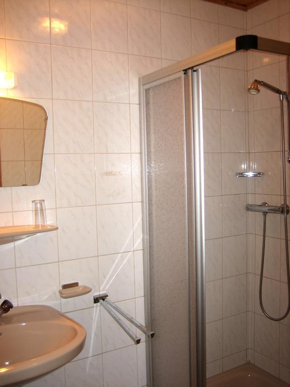Apartments Poetscher Matrei in Osttirol Room photo