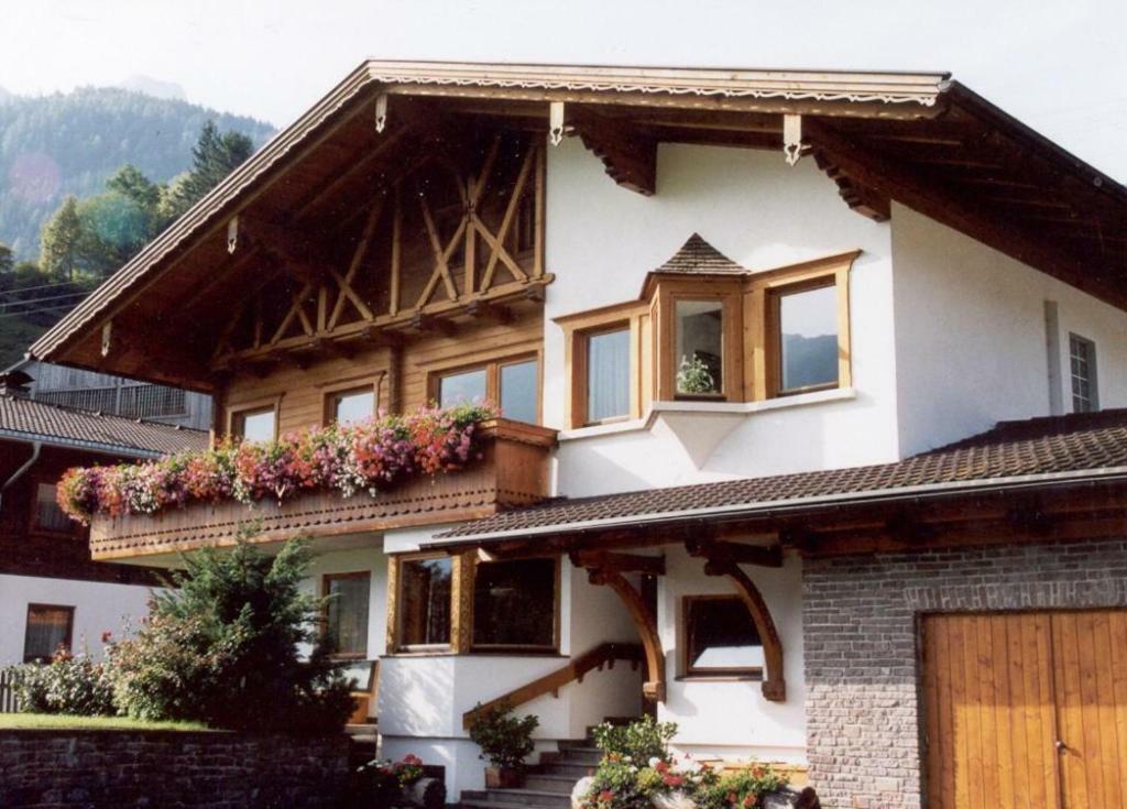 Apartments Poetscher Matrei in Osttirol Exterior photo